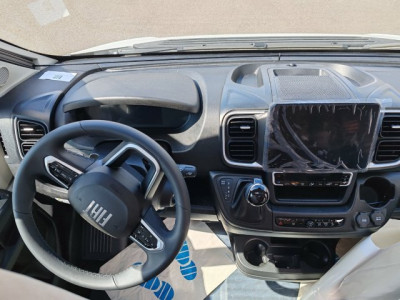 LMC Innovan 640 - Photo 2