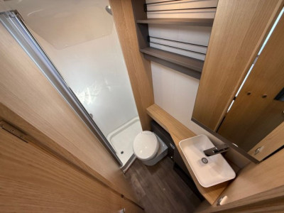 LMC Tourer Lift H 630 - Photo 9
