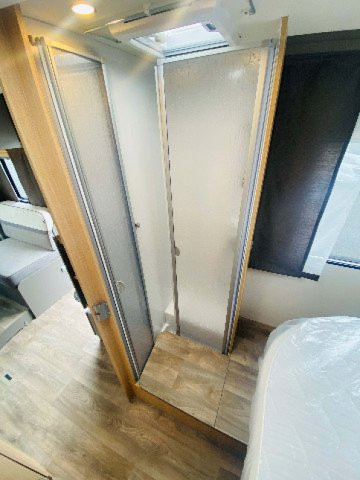 LMC Tourer Lift H 720 - Photo 16