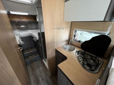 LMC Tourer Lift H 730 G - Photo 2