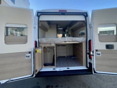 Malibu First Class 640 LE RB - 640LE Two Rooms - Photo 12
