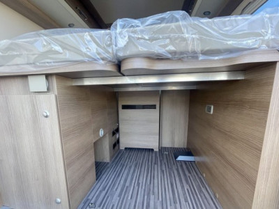 Malibu First Class 640 LE RB - 640LE Two Rooms - Photo 13
