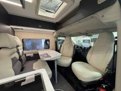 Mc Louis Menfys Van 3 S-Line - Photo 2