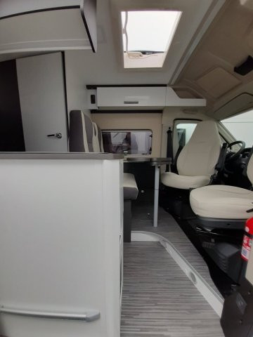 Mc Louis Menfys Van 4 Maxi S-Line fourgon - Photo 3