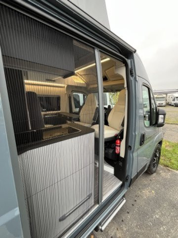 Mc Louis Menfys Van 4 S-Line cs-line - Photo 9