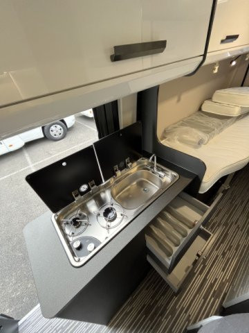 Mc Louis Menfys Van 4 S-Line cs-line - Photo 18