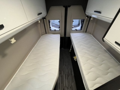 Mc Louis Menfys Van 4 S-Line cs-line - Photo 20