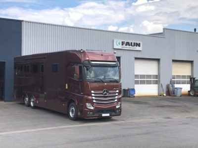 Mercedes Motorhome inter horses 2645 - 279.000 € - #1