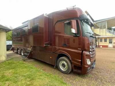 Mercedes Motorhome inter horses 2645 - 279.000 € - #6