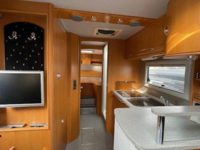 PhoeniX Motorhome 8800L - Photo 13
