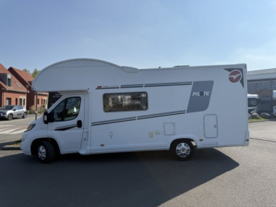 Pilote Fourgon Van c 690 - Photo 2