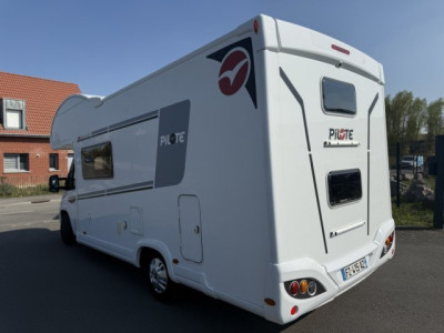 Pilote Fourgon Van c 690 - Photo 3