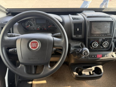 Pilote Fourgon Van c 690 - Photo 9