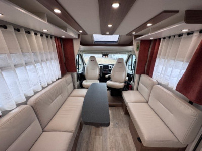 Pilote P 696 - Photo 2