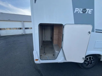 Pilote P 696 D Evidence - 64.900 € - #3