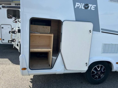 Pilote P 696 D Evidence - Photo 10