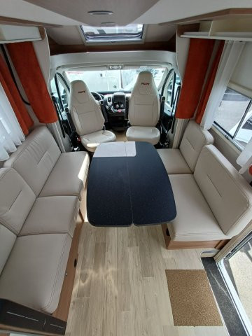 Pilote P 696 D Evidence - Photo 8