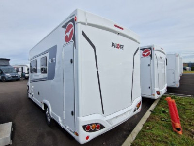 Pilote P 696 D Evidence Fit - 74.990 € - #3