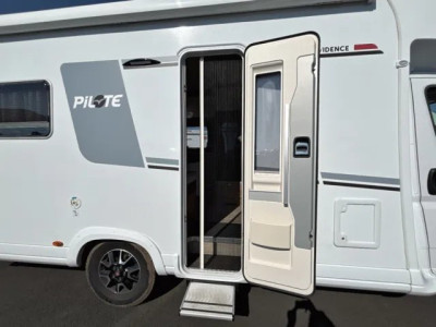 Pilote P 696 U Evidence - Photo 7