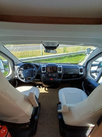 Pilote P 696 U Evidence - Photo 14