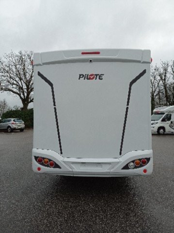 Pilote P 746 FC Evidence Fit - 78.485 € - #5