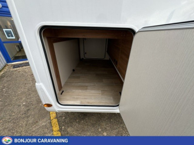 Pilote P 746 FC Evidence Fit - Photo 9