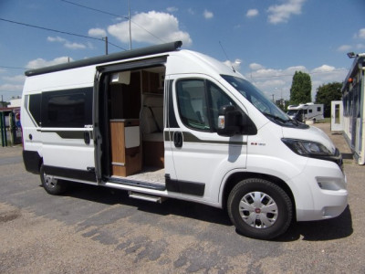 Pilote V 600 G 4 PL CARTE GRISE / 4 COUCHAGES Occasion