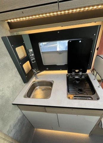 Rapido 606 F - Maxi salon - Photo 6