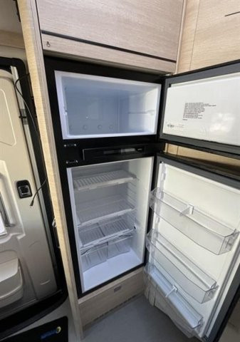Rapido 606 F - Maxi salon - Photo 7