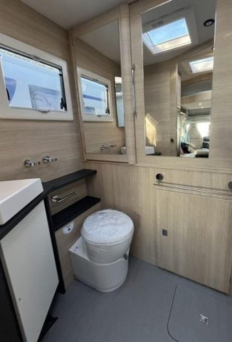 Rapido 606 F - Maxi salon - Photo 8