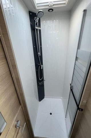 Rapido 606 F - Maxi salon - Photo 10