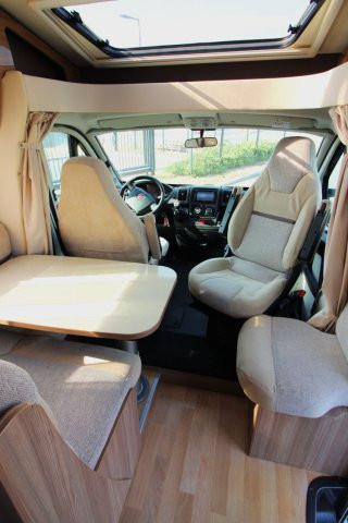 Rapido 680 F - Photo 4