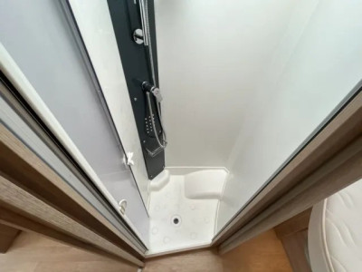 Rapido 686 F PROFILE - Photo 8