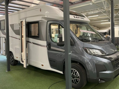 Rapido 696 F 65 Ans Série 65ème Anniversaire Neuf