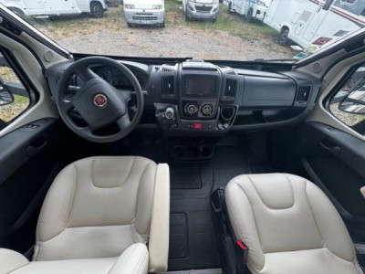 Rapido 696 F Premium Edition 696f avec verins electrique - Photo 3