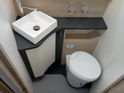 Rapido 896 F 896f EVO-LINE - Photo 9