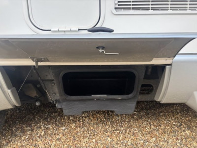 Rapido 9060 F Mobily Design Edition DF MOBILITY - 65.990 &euro; - #5