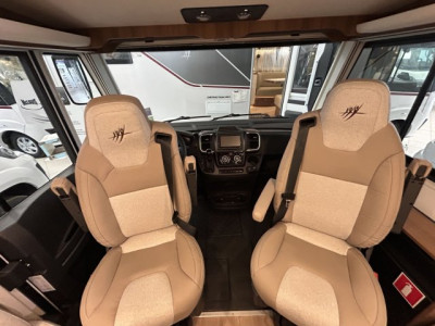 Rapido C86 c86i boite auto - Photo 13