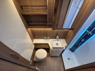 Rapido Distinction i165 - Photo 20