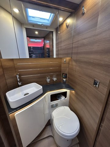 Rapido Distinction i96M boite auto 170cv - Photo 21