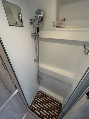 Rapido Van V55 - Photo 28