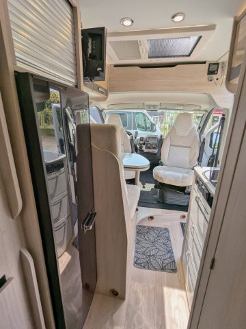 Rapido Van V55 v 55 - Photo 9