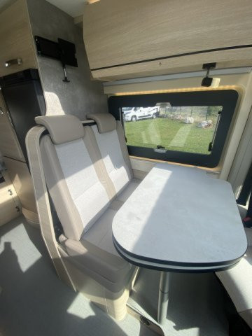 Rapido Van V55 - Photo 16