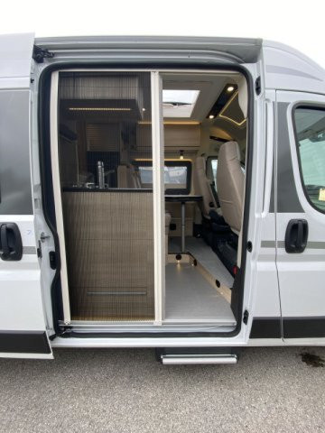 Rapido Van V55 - Photo 8