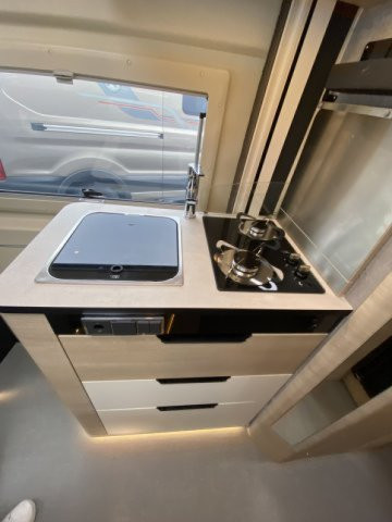 Rapido Van V55 - Photo 11