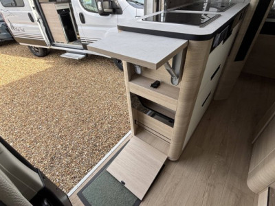 Rapido Van V65 XL 65 - 77.850 &euro; - #18