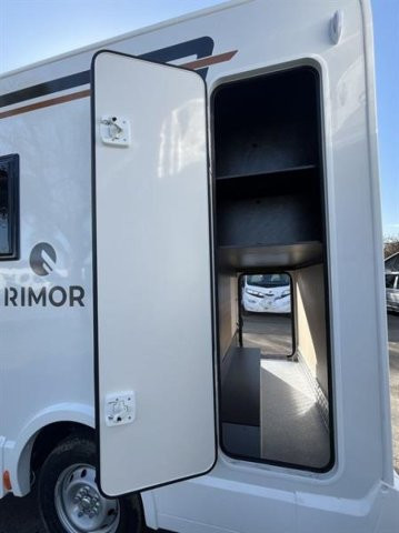 Rimor Sarus 67 - Photo 13
