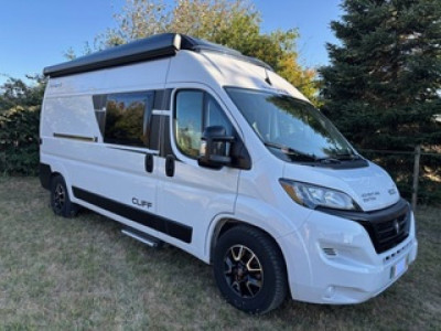 Sunlight Cliff 600 RT Adventure Edition - Fourgon Aménagé et Van