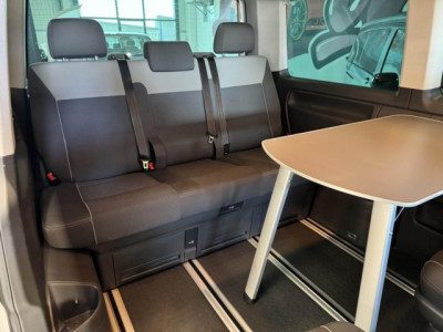 Volkswagen Multivan - Photo 17
