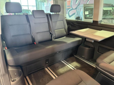Volkswagen Multivan - Photo 17